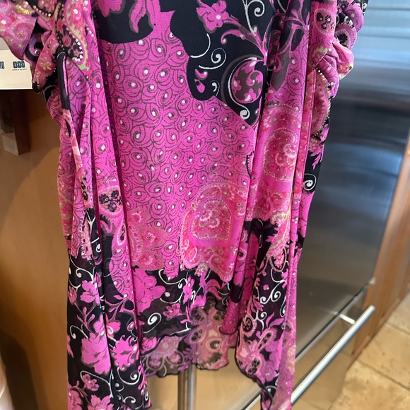 Beautiful Halter Top - Picture 1 of 4